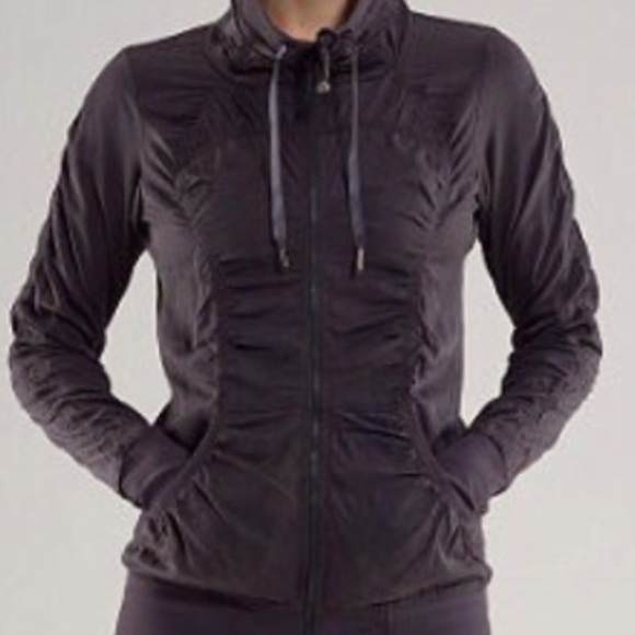 Lululemon reversible jacket - Picture 5 of 5